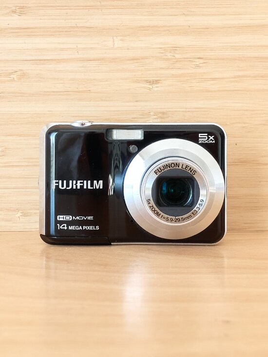 Fujifilm Other - Fujifilm FinePix AX600 Black 14MP Compact Digital Camera 5x Zoom Tested